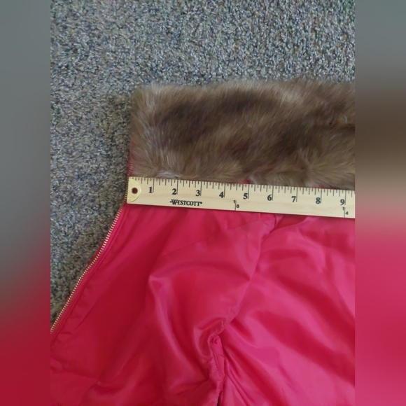 Talbots Red quilted Puffer vest 1x Faux fur collar Nwot - Picture 12 of 13